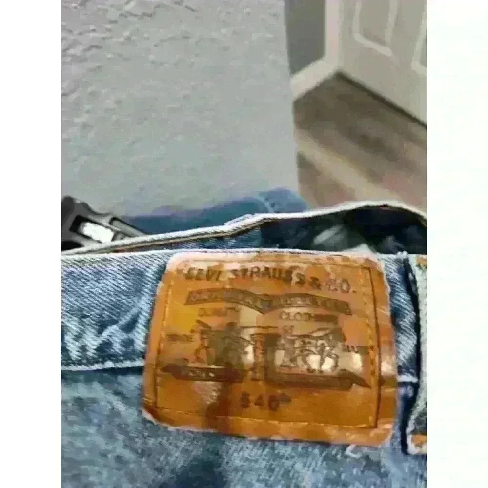 Vintage Levis 540 Jeans Mens 36W x‎ 32L  Medium Wash Blue Brown Tab Made In USA